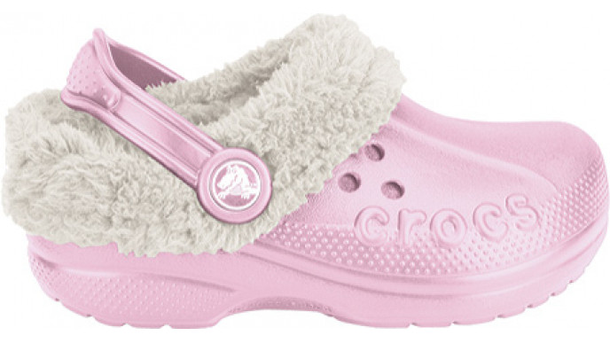 pink fuzz crocs