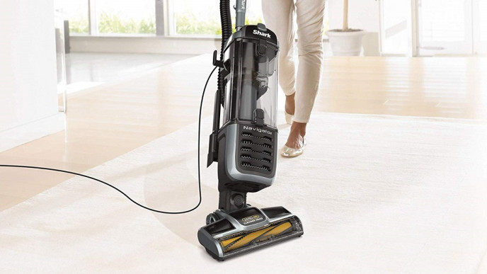 Shark Navigator Zero-M Pet Pro Upright Vacuum